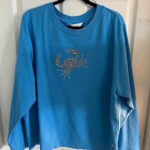 Lilly Pulitzer Blue Crab Embellished oversized sweatshirt. New with tags